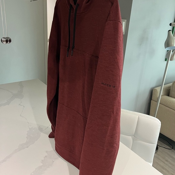 🔴 Stay Cozy and Stylish in a Red Sweater! 🔴 - Picture 4 of 8